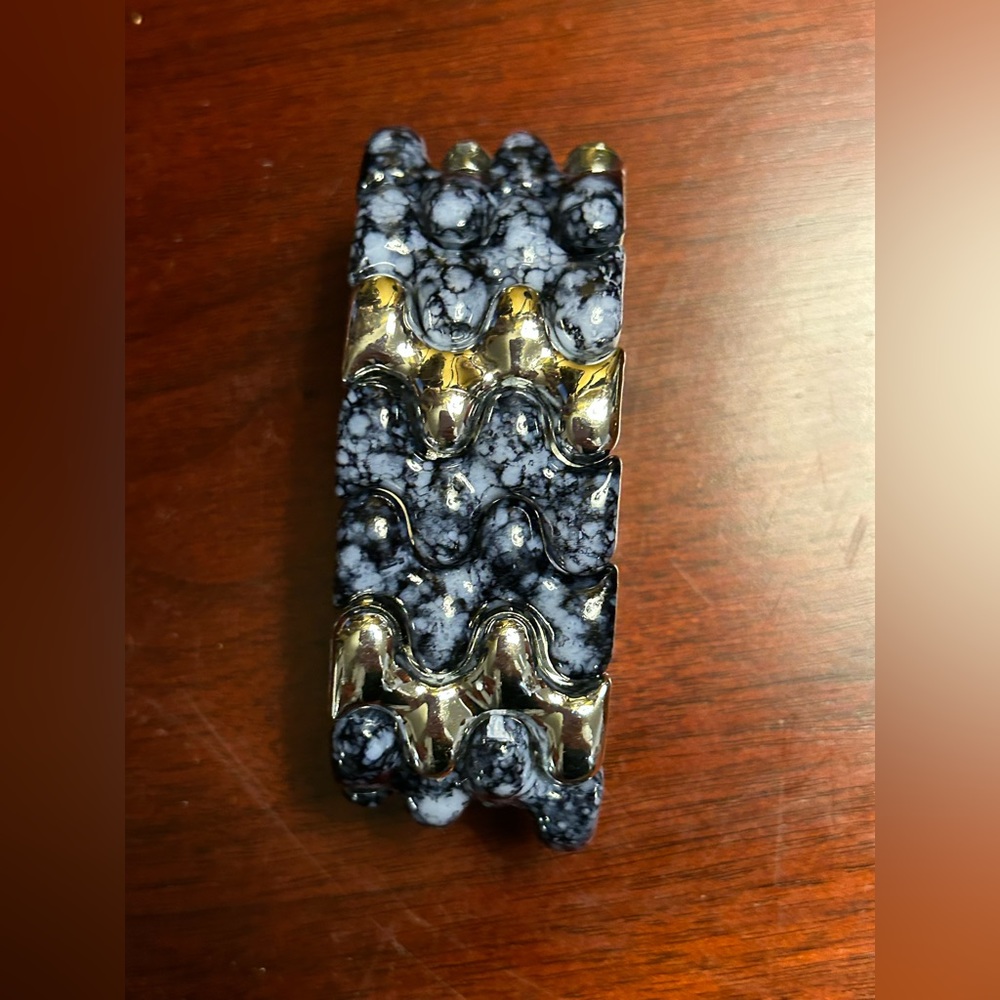 bracelets 💎🛍️ - Picture 3 of 10